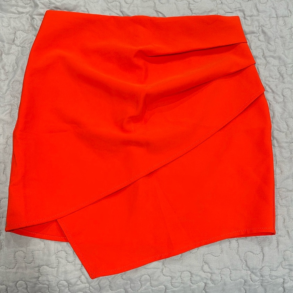 Mini red skirt